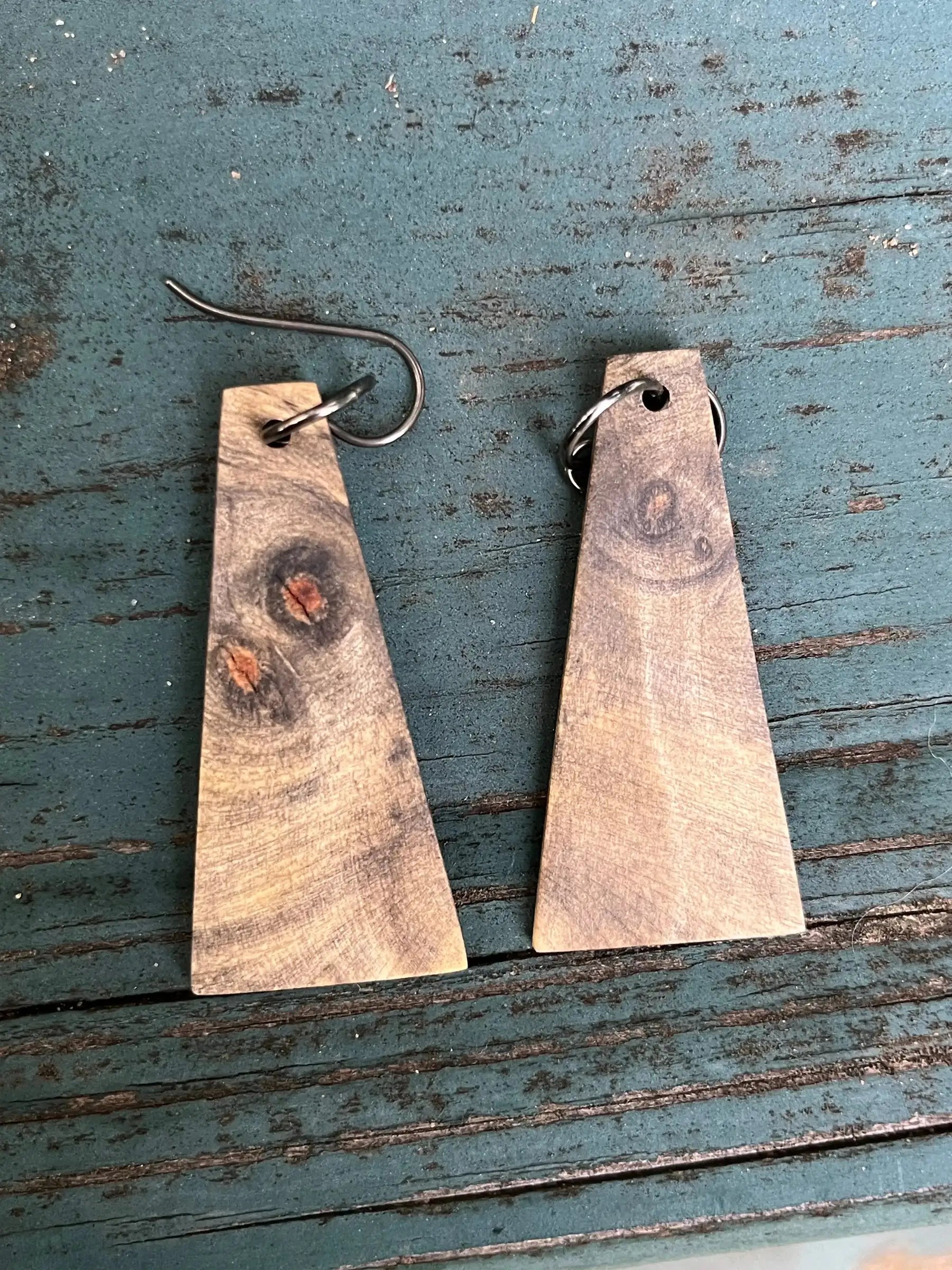 Buckeye Burl Earrings | Medium | Ronin Machinewerks
