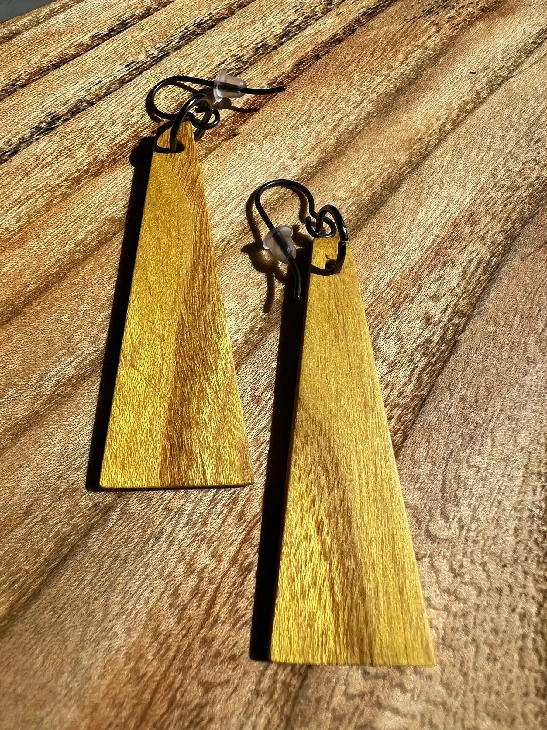 Mulberry Earrings | Medium | Ronin Machinewerks