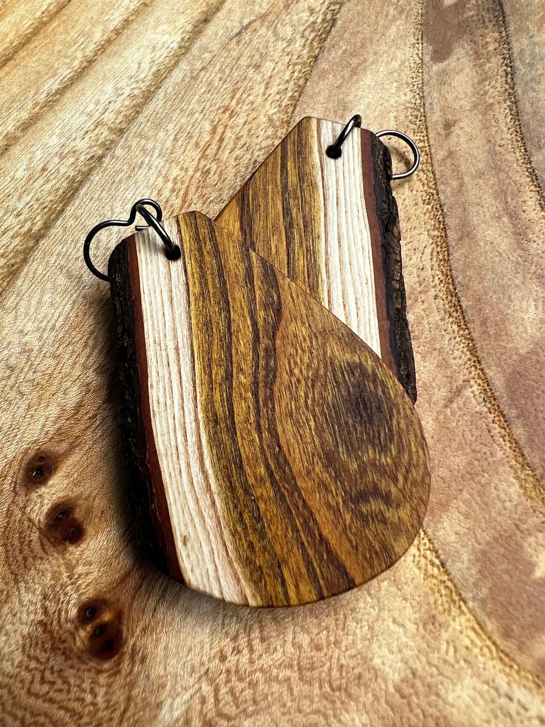 Redbud Earrings | Medium | Ronin Machinewerks