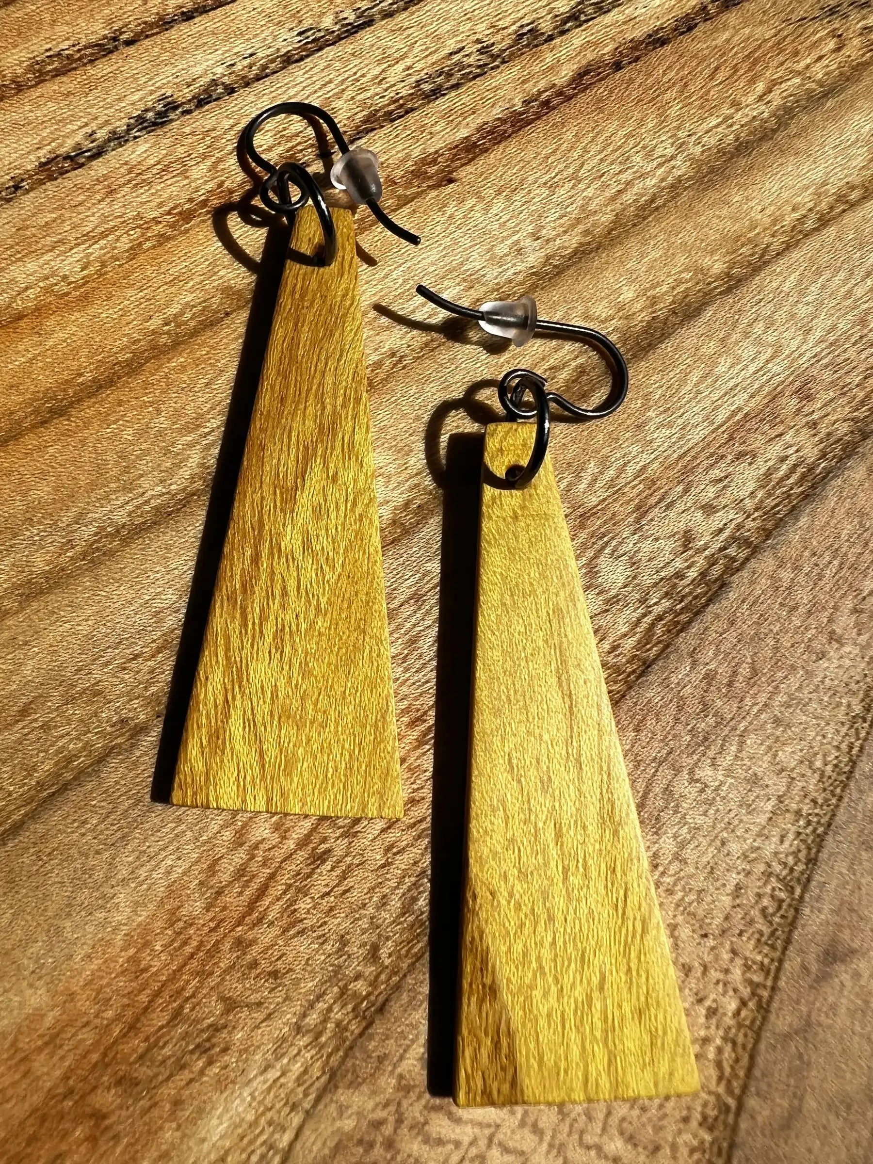 Mulberry Earrings | Medium | Ronin Machinewerks