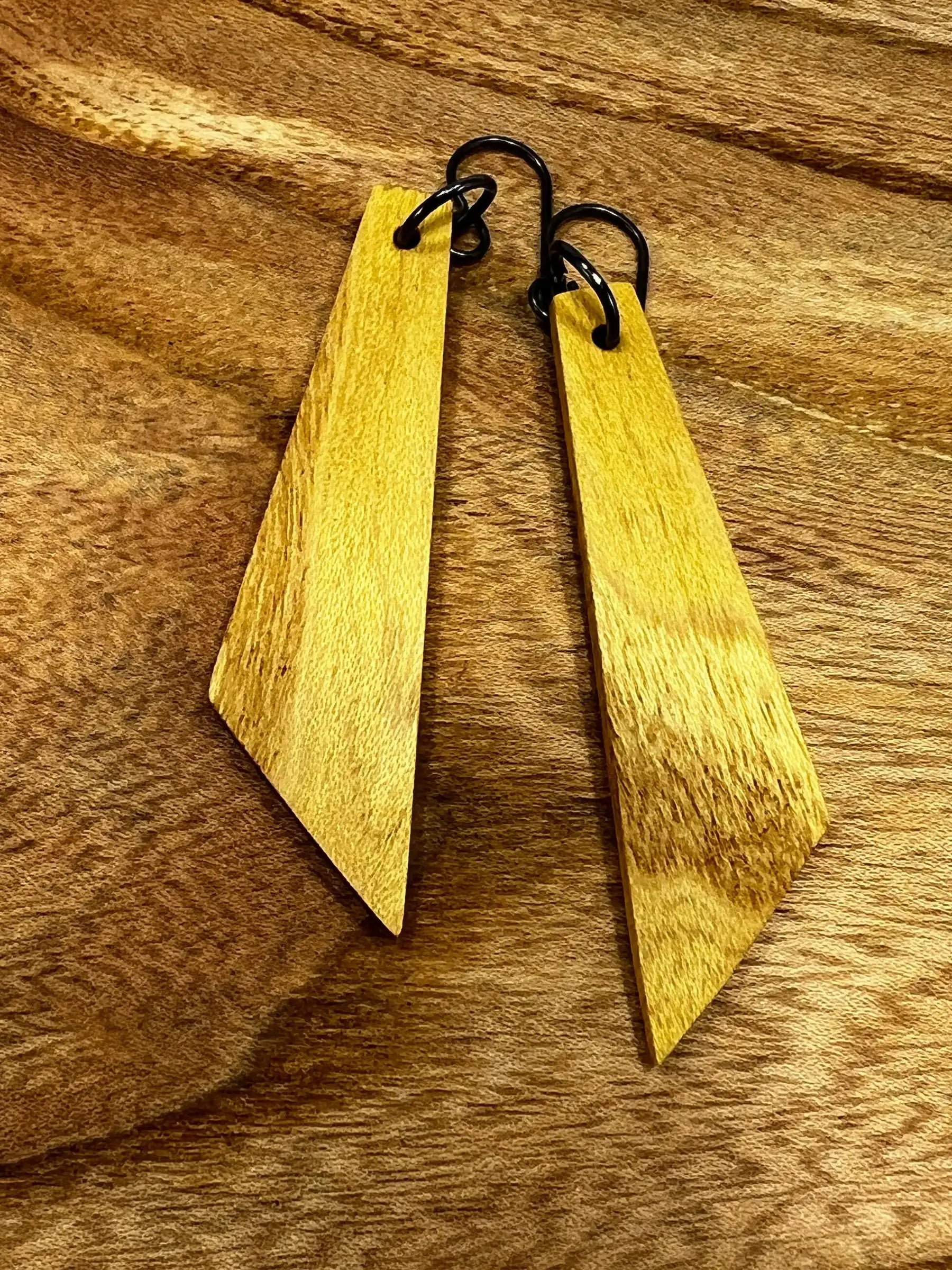 Mulberry Earrings | Medium | Ronin Machinewerks