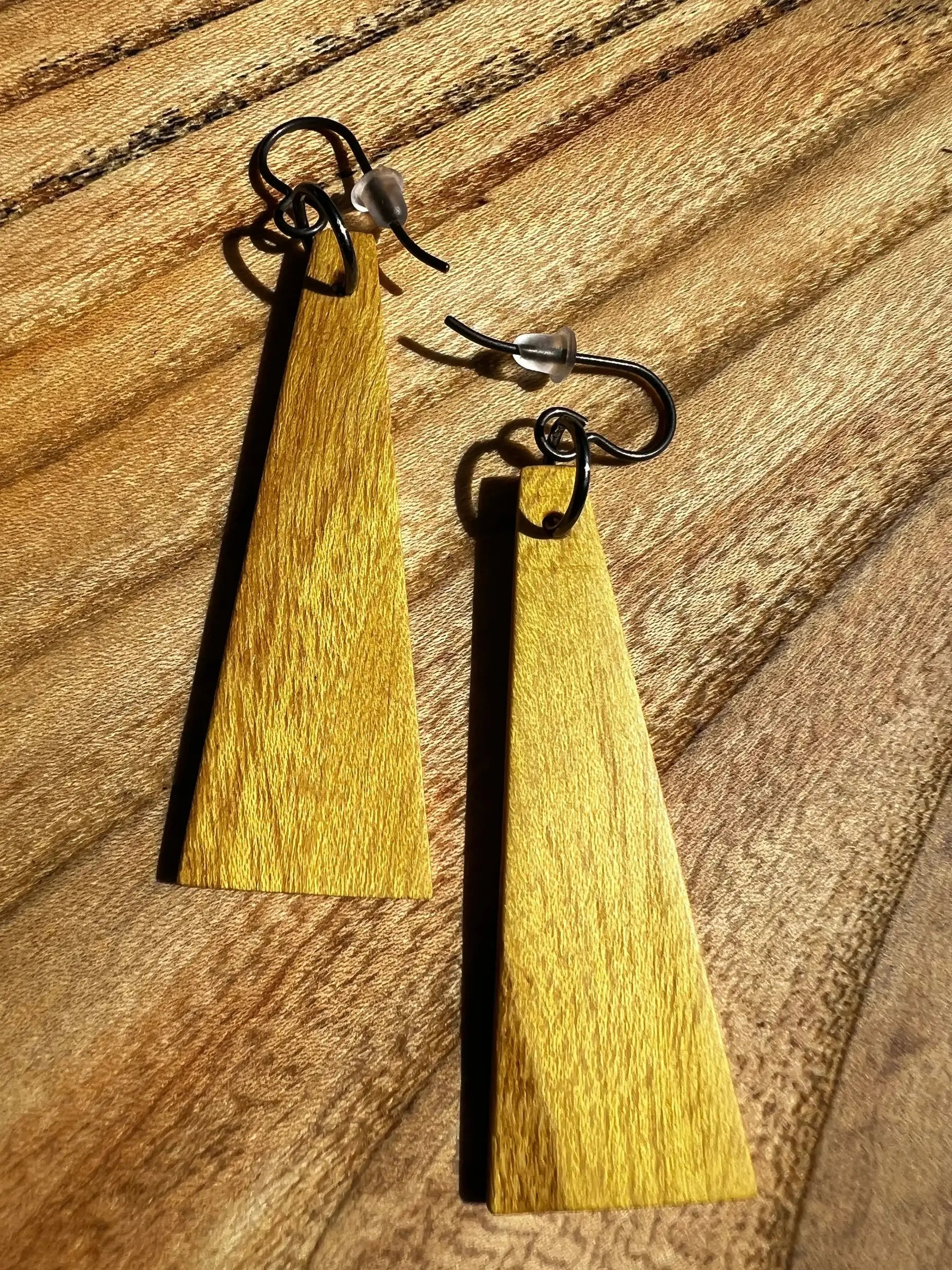 Mulberry Earrings | Medium | Ronin Machinewerks